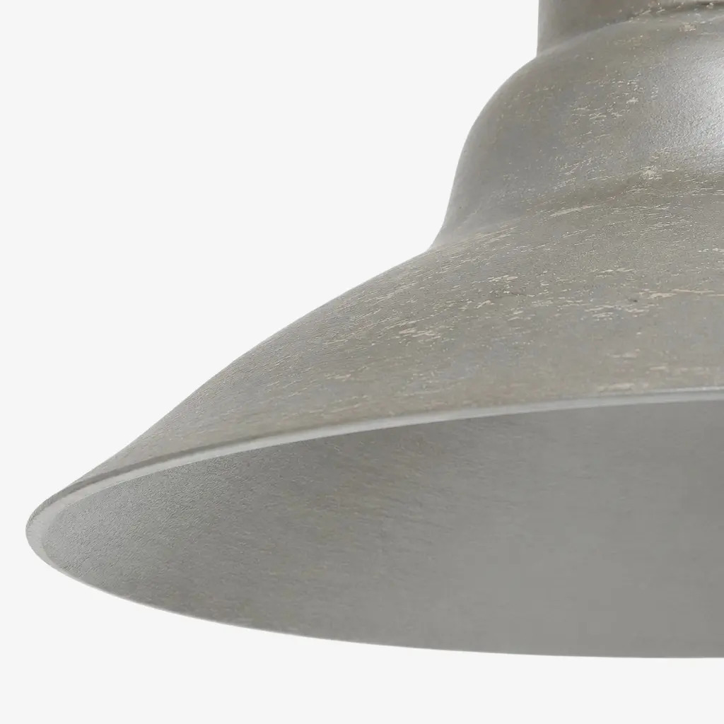 Vintage pendant lamp edge and finish detail